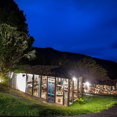 Dantica Cloud Forest Lodge サン・ヘラルド・デ・ドタ エクステリア 写真