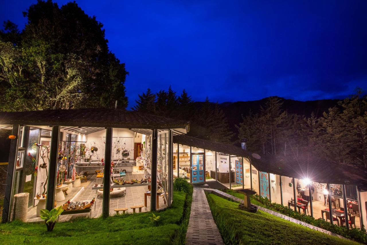 Dantica Cloud Forest Lodge サン・ヘラルド・デ・ドタ エクステリア 写真